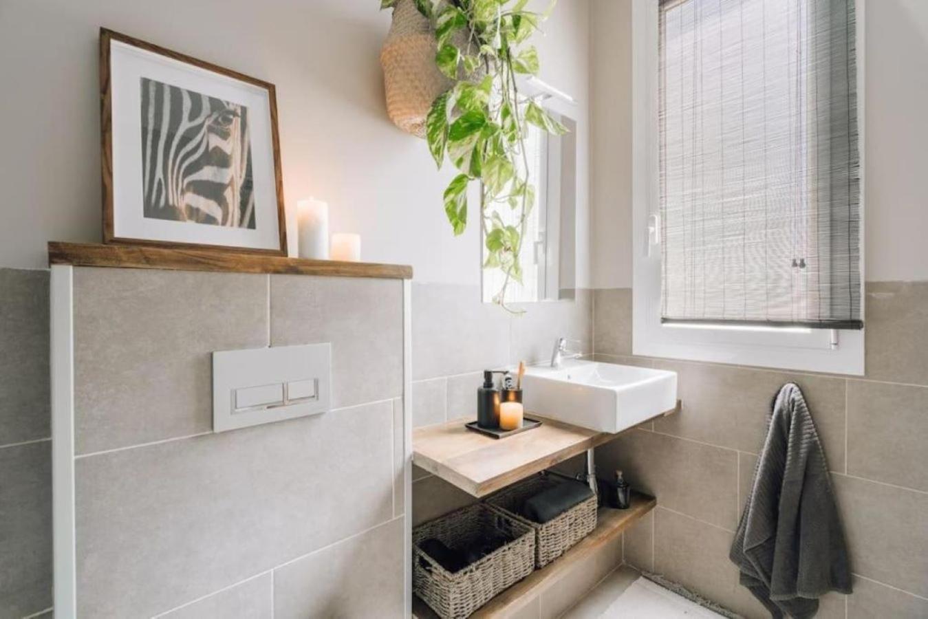 Salonga - 1 Bedroom And Balcony In Eixample Esquerra Barcelona Ngoại thất bức ảnh
